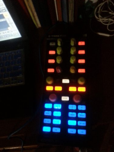 Controlador Traktor X1 Mk1 Sin Bag