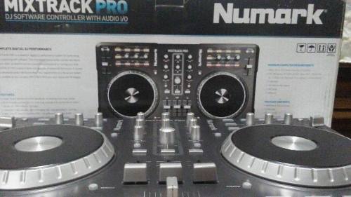 Numark Mixtrack Pro (negociable)