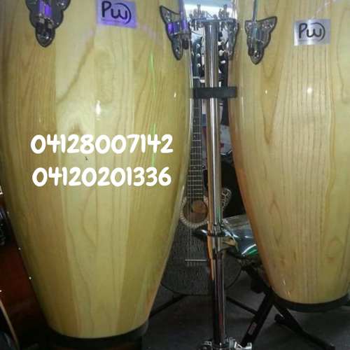 Set De Congas Importadas En Pino.