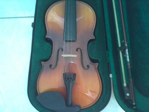 Violin 3/4 Casi Nuevo Mas Juego D Cuerdas