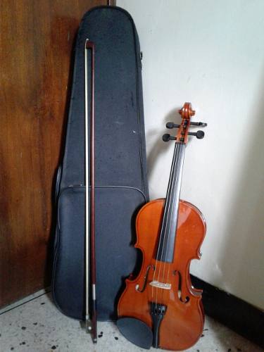 Violin 4/4 Marca Cremona