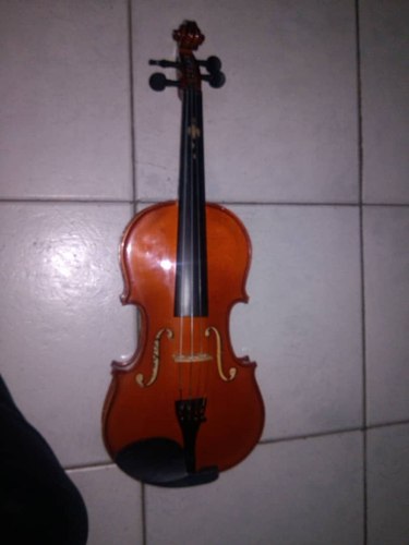 Violin Nobre 4/4 Con Estuche+afinador+cuerda+hombrera