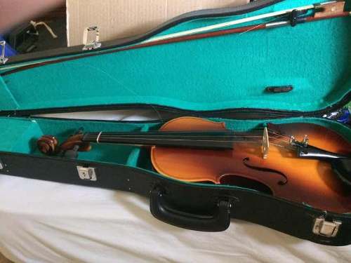 Violín Con Estuche