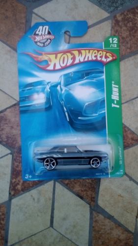 Hotwheels Treasure Hunt Camaro  Regular. Nuevo!!!