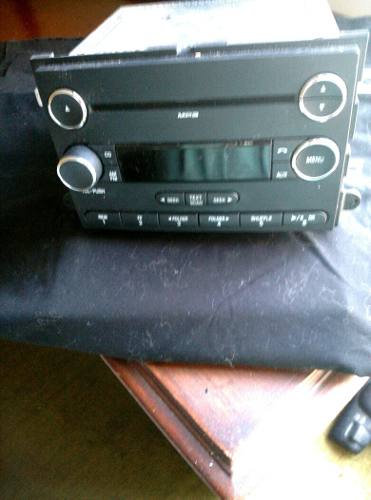 Radio Reproductor Ford Explorer.