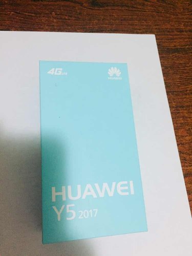 Teléfono Androide Huawei Y) Nuevo