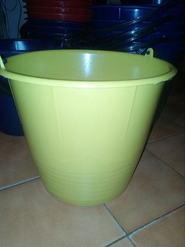 Tobos Plastico De 10 Litros