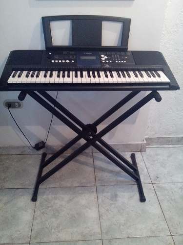 Teclado Profesional Yamaha