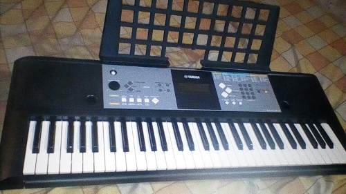 Teclado Yamaha Psre 233