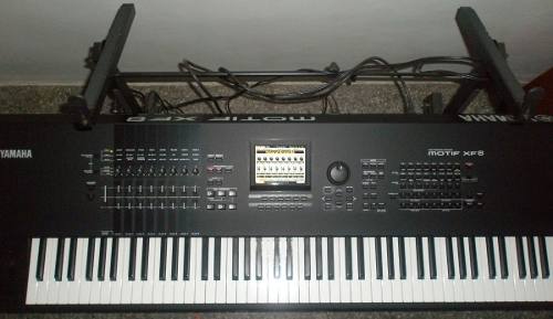 Yamaha Motif Xf8 - Sintetizador Workstation De 88 Teclas