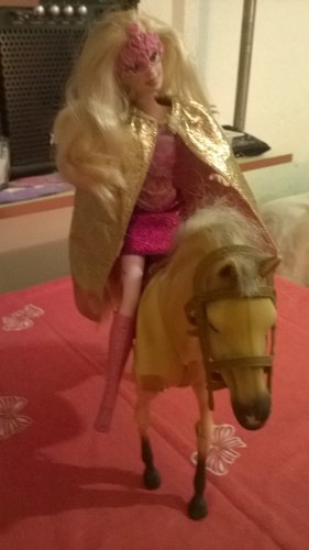 Barbie Mosquetera + Caballo