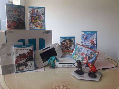 Consola Wii U Basic Set + 6 Juegos Originales