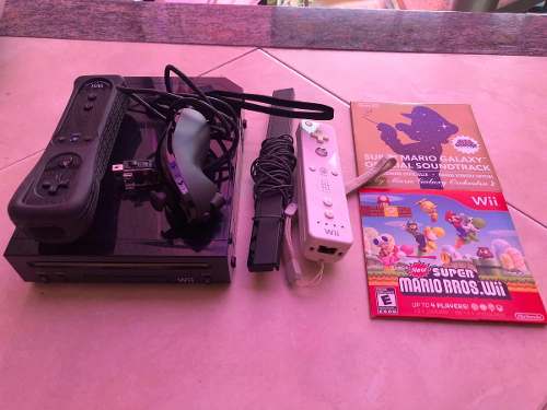 Nintendo Wii Negro Con 2 Controles 3 Cintas Y Accesorios