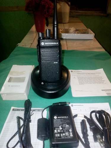 Radio Portatil Marca Motorola Modelo Dep-550