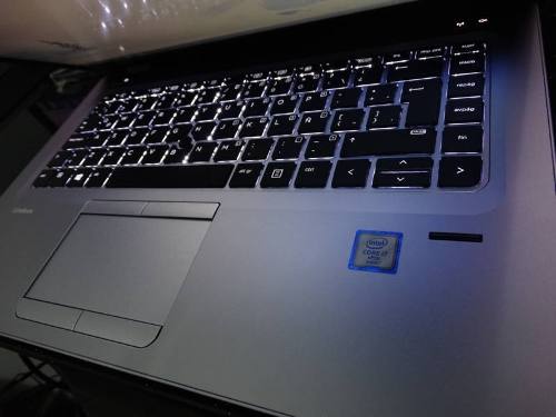 Laptop Hp Elite I7 8gb Ram 512 Solido Super Veloz Como Nueva