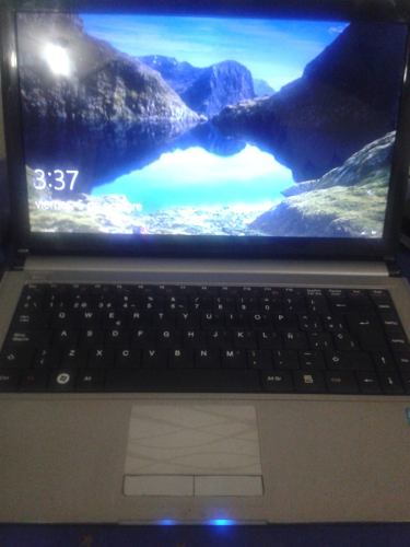 Vendo Laptop- M- Para Reparar O Repuesto Gris