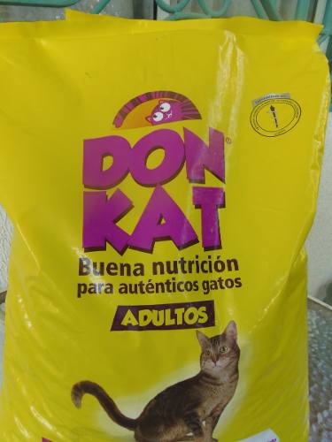 Comida Alimento Para Gatos