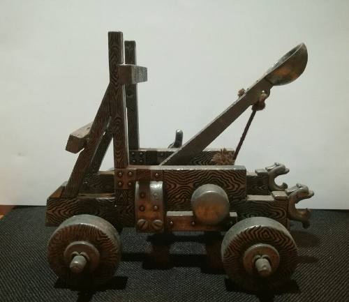 Replica De Catapulta