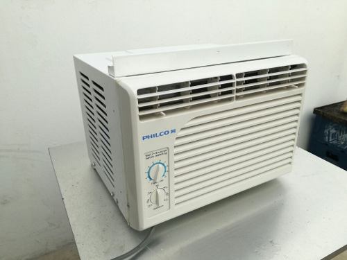 Aire De Ventana 5mil Btu Como Nuevo 110v