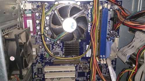 Cpu Foxcoom 775 Pentium 4 1 Gb De Memoria Ram