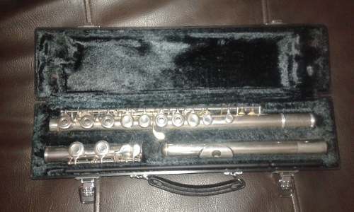 Flauta Transversal Yamaha Modelo. 281