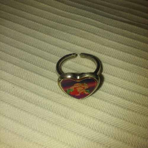 Anillo Plastico Fresita Juguete Para Niña