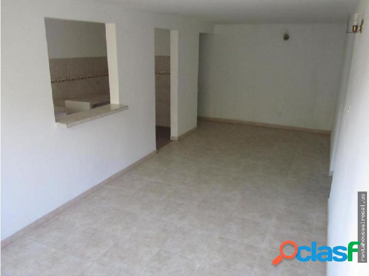 Apartamento en Venta Ccs - PqueCaiza DR #17-1356