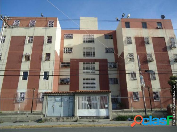 Apartamento en venta en Barquisimeto Flex18-6710