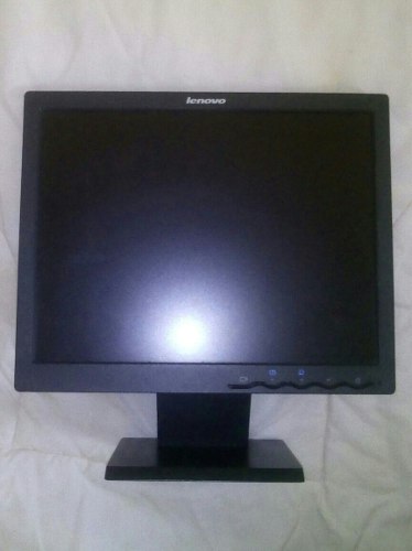 Monitor Lenovo 15 Pulgadas
