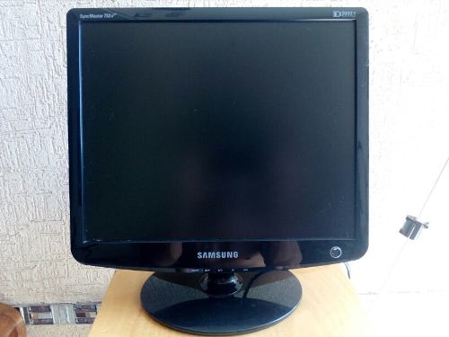 Monitor Samsung 17, Syncmaster 732n Plus
