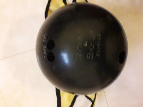 Pelota De Bowling 14 Libras Marca Ebonite