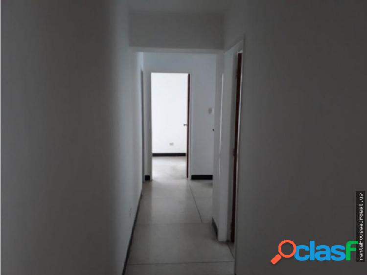 Apartamento Venta Ccs - CBelloMonte DR #19-1067