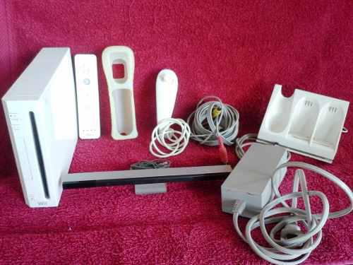 Nintendo Wii Spor Blanco. + Control, Raqueta, Bate Y Mas.