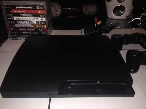 Play Station 3 Slim 320 Gb + 12 Juegos + 2 Controles