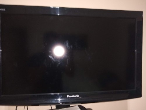 Tv Television 32 Pulgadas Panasonic Con Base De Pared