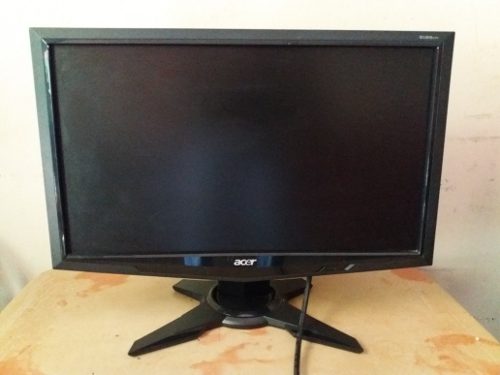 Monitor De 18.5 Pulgadas Accer Como Nuevo