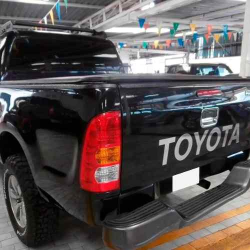 Toyota Hilux Emblema Calcomania Cromado Compuerta Original