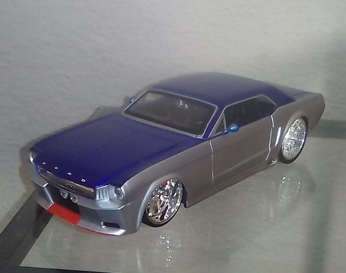 Ford Mustang  Escala 1/24 Colección Jada En Su Caja