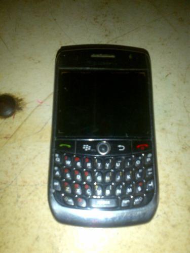 Telefono Blackberry 8900