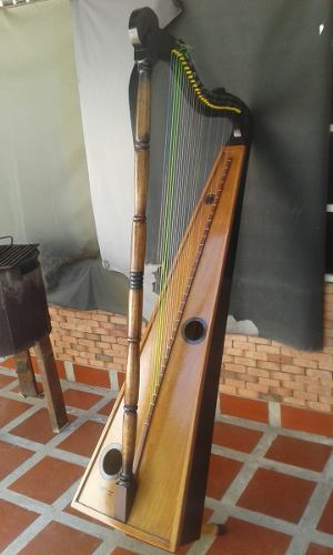 Arpa Llanera Nueva 32 Cuerdas