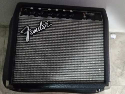 Amplificador Fender Frontman 15g Como Nuevo Sin Uso.. 60v