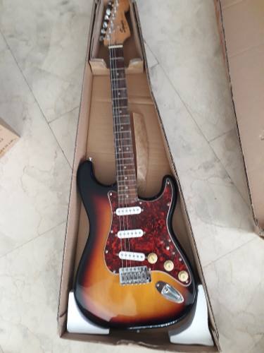 Guitarra Electrica Squier By Fender