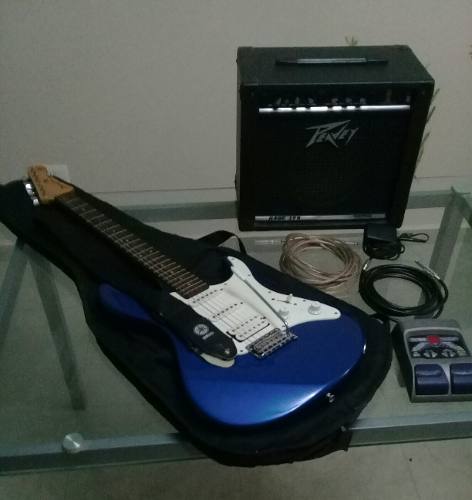 Guitarra Yamaha+amplificador Peavey+pedalera Digitech