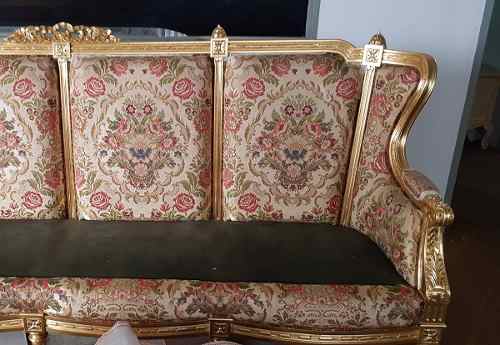 Sofa Luis Xv 4 Puestos Hojillado En Oro Nuevo