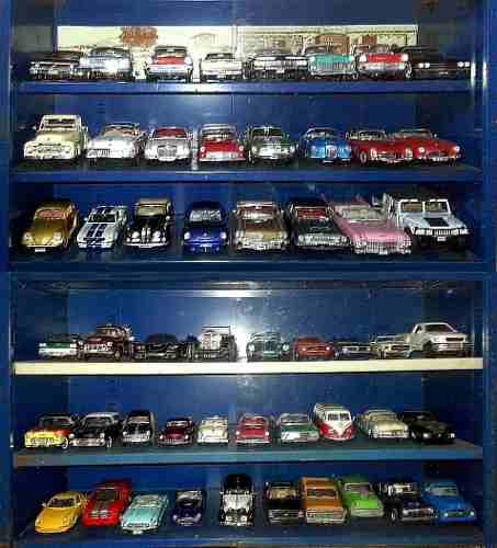 Carros De Colección A Escalas 1/18 Y 1/24 De Buenas Marcas