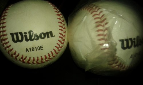 Pelota De Béisbol Marca Wilson A