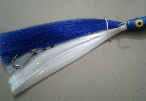 Pluma Pesca Big Trolling 26 Cm Anz 7/0+ 7/0 Double + Guaya