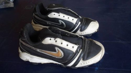 Zapatos Tipo Tacos De Beisbol Nike Para Niños Talla Nro 28
