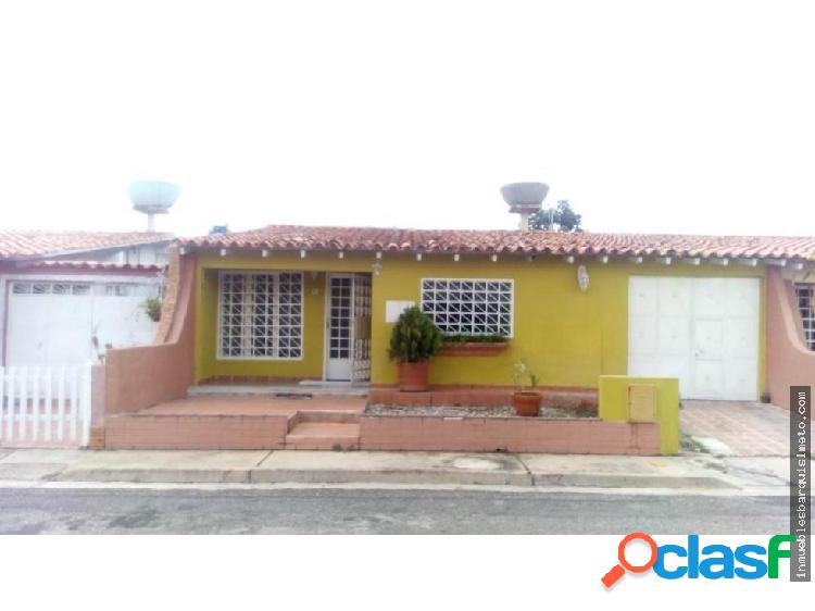 Casa Venta Urb. Atapaima Flex 19-1428 RR