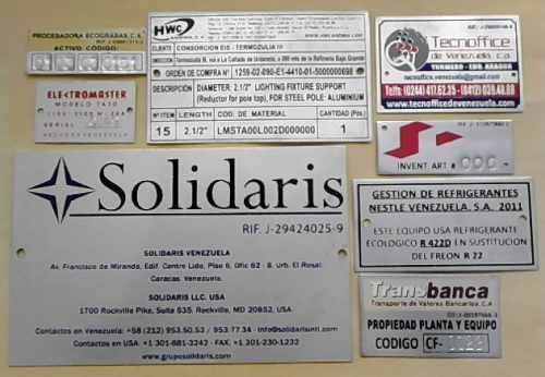 Placas Metálicas Para Identificación De Maquinaria Y